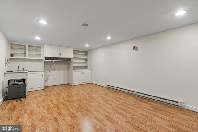 1916 APPLEWOOD CIR, Hagerstown, MD 21740