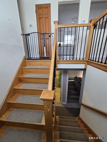 355 Redwood Lane, Cheshire, CT 06410