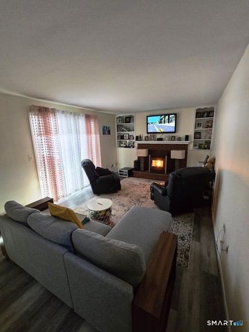 355 Redwood Lane, Cheshire, CT 06410