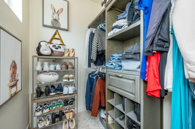 4921 Walker Circle, Johnston, IA 50131