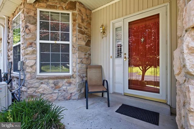 1453 PALMER DR, Springfield, PA 19064