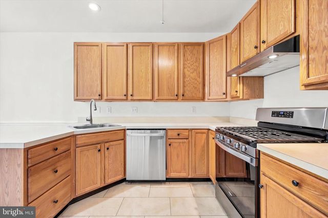 1453 PALMER DR, Springfield, PA 19064