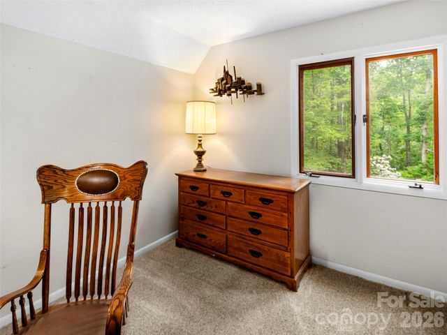 756 Pole Creasman Road, Asheville, NC 28806