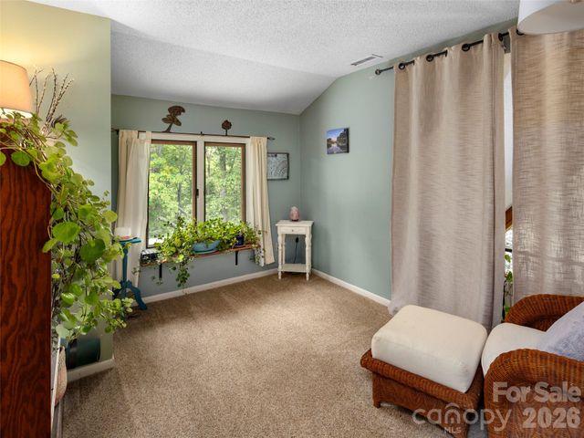 756 Pole Creasman Road, Asheville, NC 28806