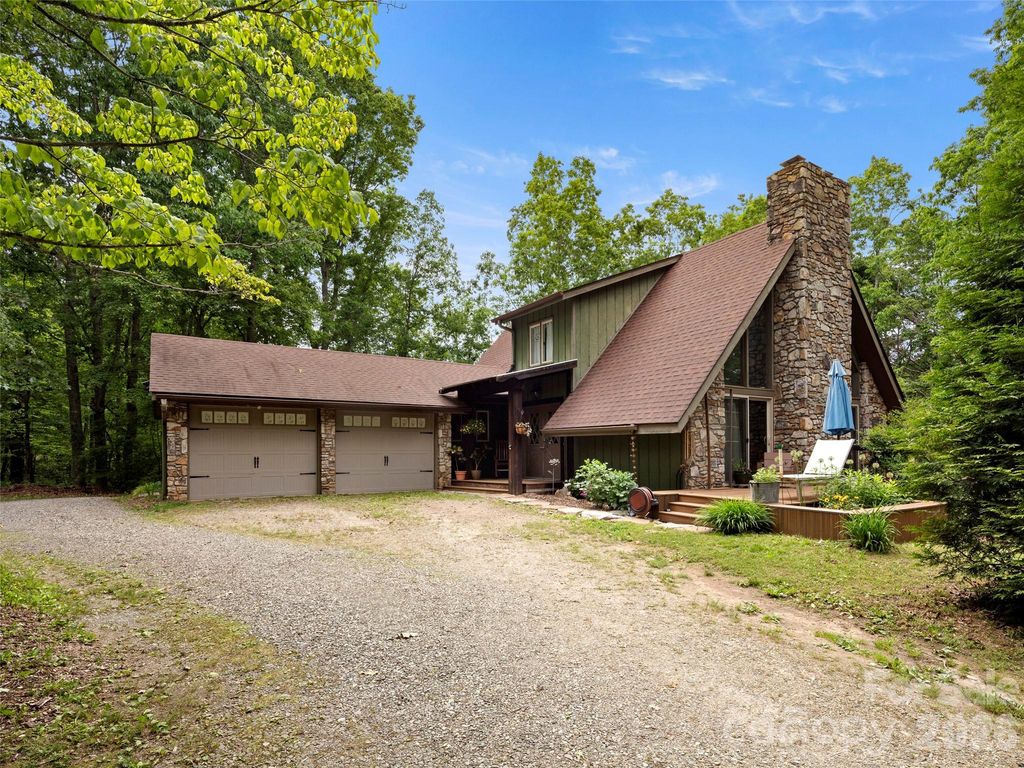 756 Pole Creasman Road, Asheville, NC 28806