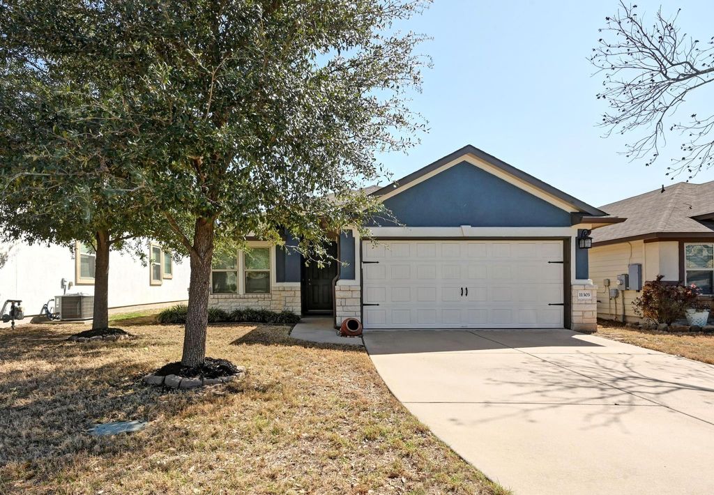 11303 Birlandier CT, Manchaca, TX 78652