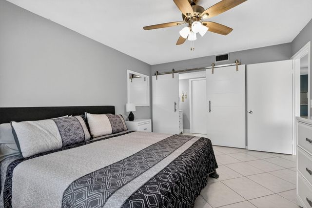 13100 SW 11th Ct 407, Pembroke Pines, FL 33027