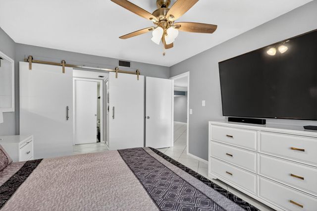 13100 SW 11th Ct 407, Pembroke Pines, FL 33027