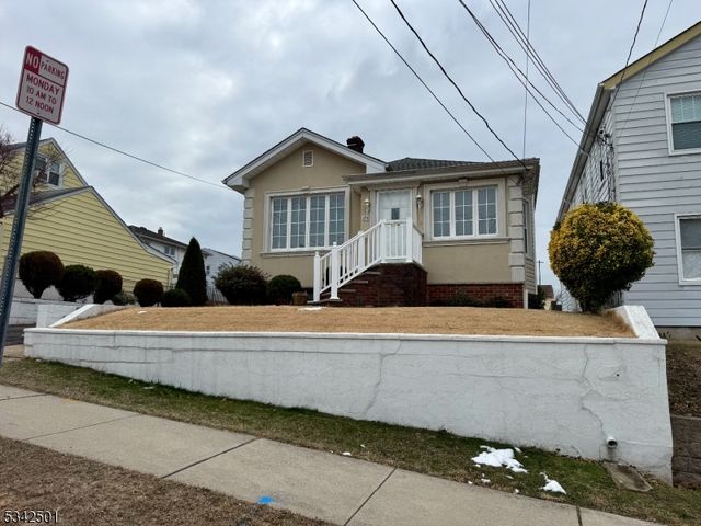 175 Sunset Ave, North Arlington Boro, NJ 07031