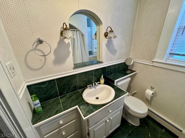 175 Sunset Ave, North Arlington Boro, NJ 07031