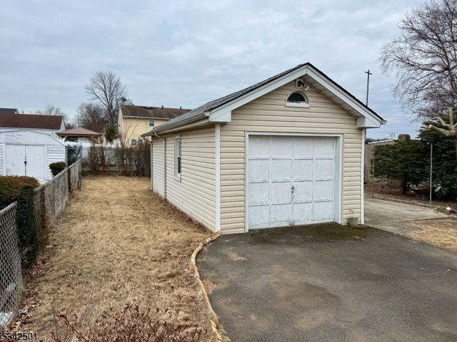 175 Sunset Ave, North Arlington Boro, NJ 07031