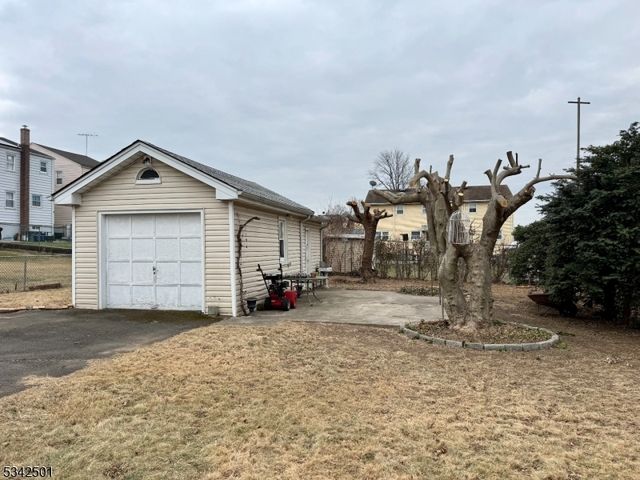 175 Sunset Ave, North Arlington Boro, NJ 07031