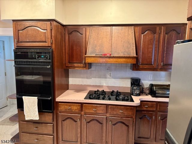 175 Sunset Ave, North Arlington Boro, NJ 07031