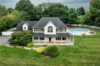 12 Ridgeview Lane, Marlboro, NY 12542