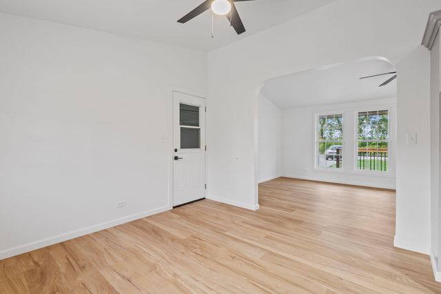 229 W Wood Road, Rensselaer, IN 47978