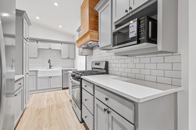 229 W Wood Road, Rensselaer, IN 47978