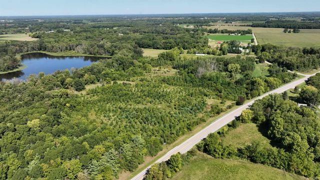 * S 525 E, Pierceton, IN 46562