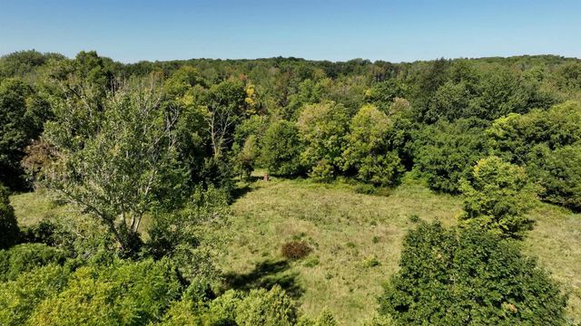 * S 525 E, Pierceton, IN 46562