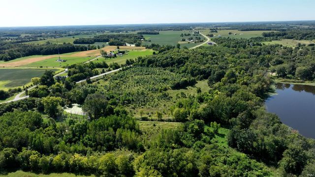 * S 525 E, Pierceton, IN 46562