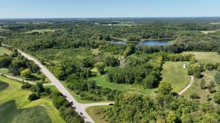 * S 525 E, Pierceton, IN 46562