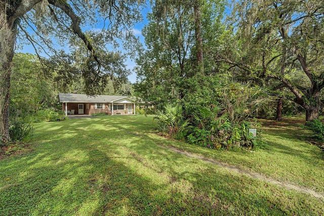3621 OAKWOOD DRIVE, Wesley Chapel, FL 33543