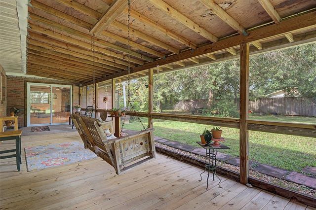 3621 OAKWOOD DRIVE, Wesley Chapel, FL 33543
