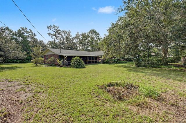 3621 OAKWOOD DRIVE, Wesley Chapel, FL 33543