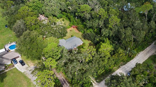 3621 OAKWOOD DRIVE, Wesley Chapel, FL 33543