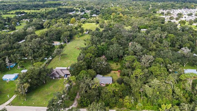 3621 OAKWOOD DRIVE, Wesley Chapel, FL 33543