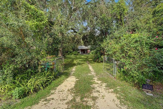 3621 OAKWOOD DRIVE, Wesley Chapel, FL 33543