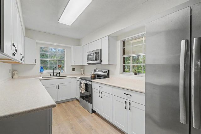 3621 OAKWOOD DRIVE, Wesley Chapel, FL 33543