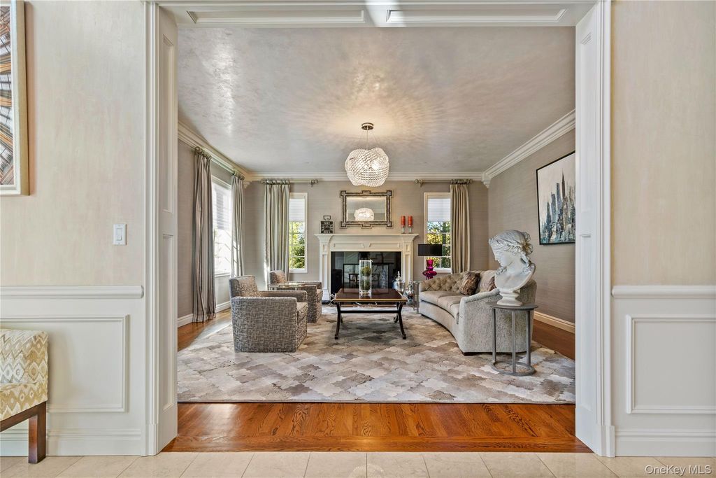 15 Knightsbridge Manor Road, Purchase, NY 10577 — photo 4