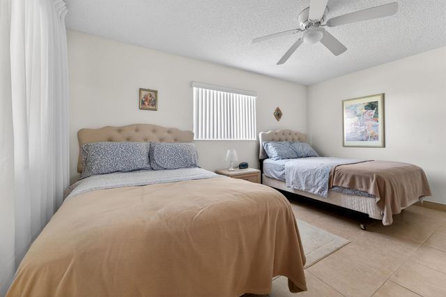 1601 SW 18th Street SW, Boynton Beach, FL 33426
