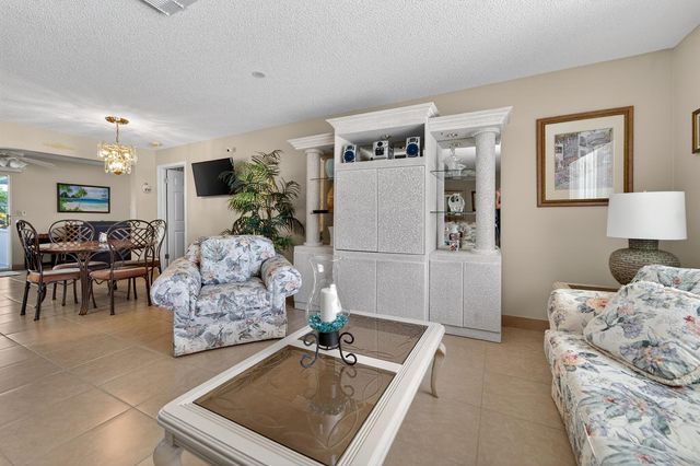 1601 SW 18th Street SW, Boynton Beach, FL 33426