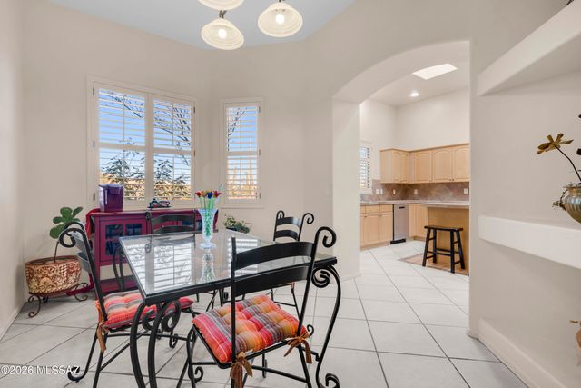 1502 N Coral Bells Drive, Tucson, AZ 85745