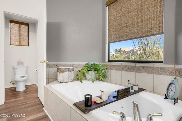 1502 N Coral Bells Drive, Tucson, AZ 85745