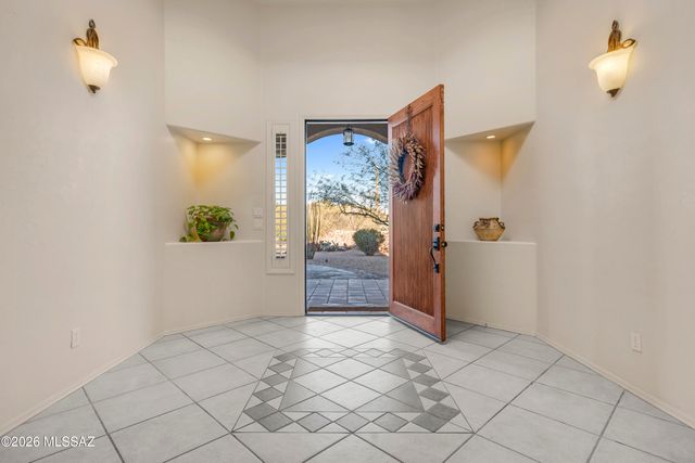 1502 N Coral Bells Drive, Tucson, AZ 85745