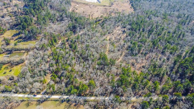 35 Old Sign Rd, Midway, TX 75852