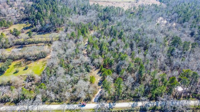 35 Old Sign Rd, Midway, TX 75852