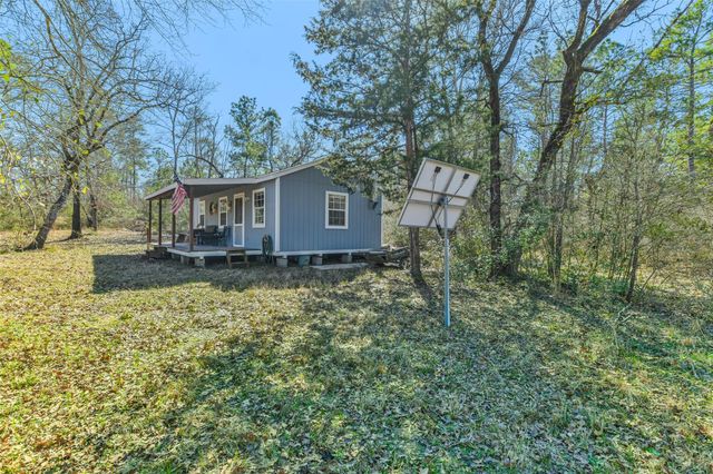 35 Old Sign Rd, Midway, TX 75852