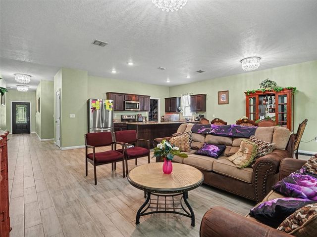 1096 ROBERTA ROAD, Lake Wales, FL 33853