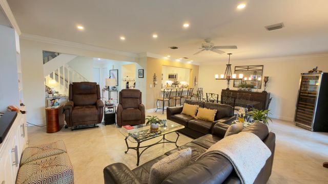 3152 DEER CREEK LAKE SHORE Drive, Deerfield Beach, FL 33442