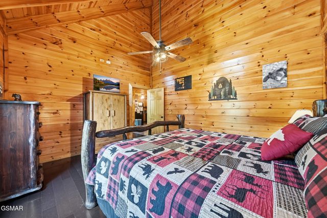 2764 Murray Ridge Road, Sevierville, TN 37876