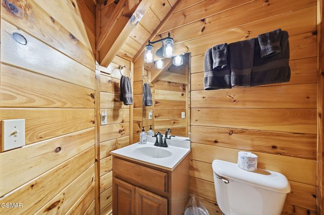 2764 Murray Ridge Road, Sevierville, TN 37876