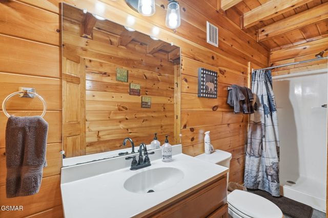 2764 Murray Ridge Road, Sevierville, TN 37876