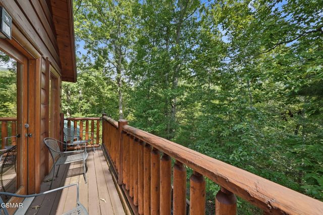 2764 Murray Ridge Road, Sevierville, TN 37876