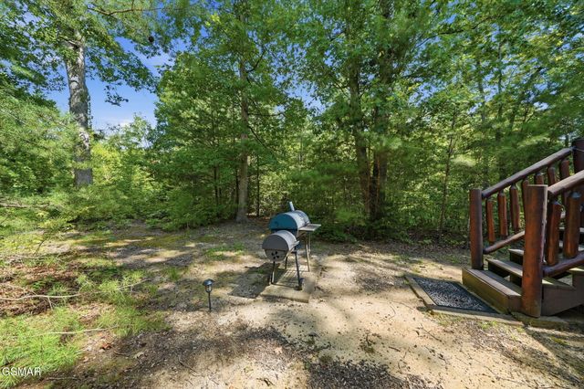 2764 Murray Ridge Road, Sevierville, TN 37876