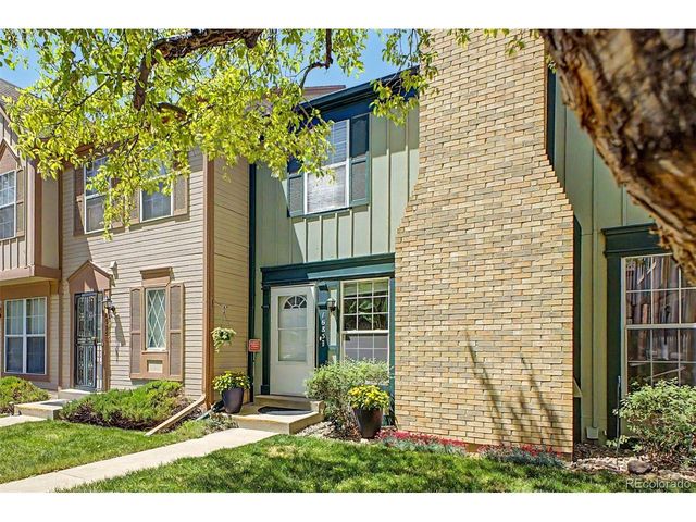 1685 S Blackhawk Way B, Aurora, CO 80012