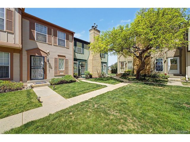 1685 S Blackhawk Way B, Aurora, CO 80012