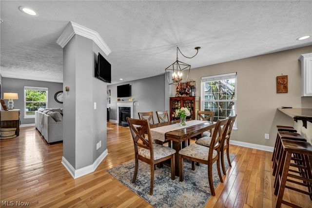 2723 Sexton Court, Broadview Heights, OH 44147